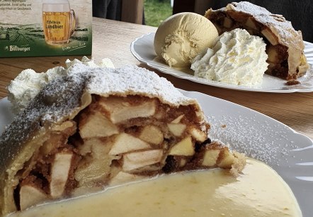 Apfelstrudel im Golfstübchen in Gillenfeld, © Golfstübchen Gillenfeld