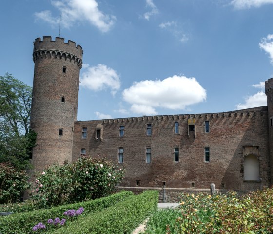 Eifelspur Romans Knights Turnips, Zülpich Castle, © Nordeifel Tourismus GmbH