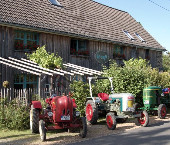 Treckerpause, © Monschauer Land Touristik, Eifeltrecker