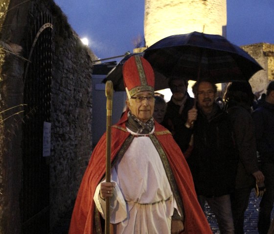 Der Nikolaus auf dem Weihnachtsmarkt, © Eifelverein Reifferscheid