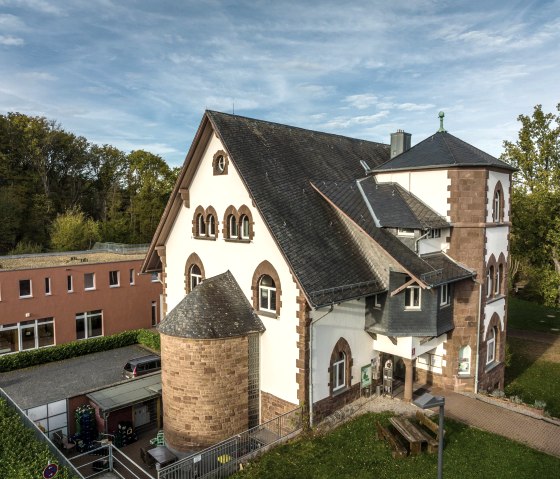 Nationalpark-Tor Nideggen und Ausbildungszentrum, © Eifel Tourismus GmbH, Dominik Ketz