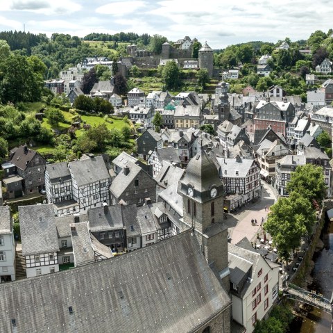 Monschau von oben, © Eifel-Tourismus GmbH, Dominik Ketz