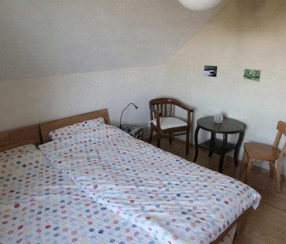 Schlafzimmer 2