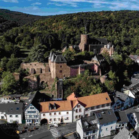 Blick auf Burg Hengebach