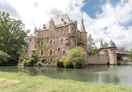 Burg Satzvey, © Manuel Thome Photography