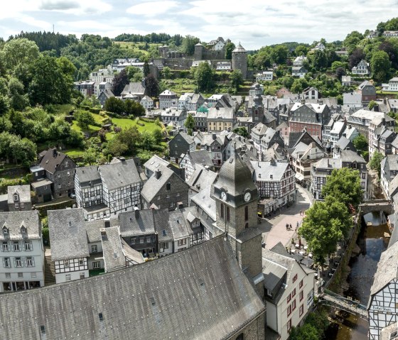 Über den Dächern von Monschau, © Eifel-Tourismus GmbH, Dominik Ketz