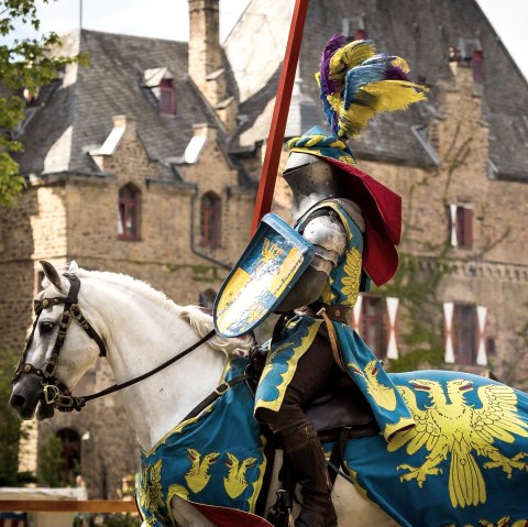 Ritter auf Burg Satzvey, © Mike Göhren - Der Fotoschmied