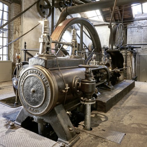 Dampfmaschine der Tuchfabrik Müller, © LVR-Industriemuseum, Foto: Willi Filz