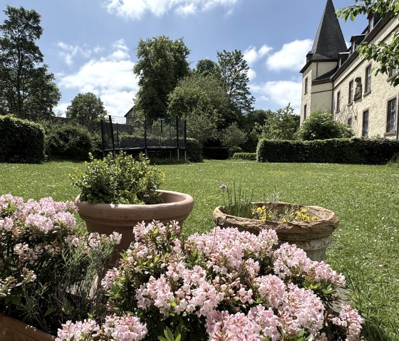 Garten mit Trampolin, © Nordeifel Tourismus GmbH & La Maison