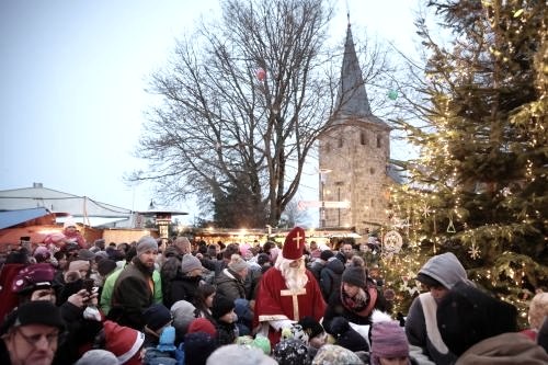 Der Weihnachtsmarkt in Bergstein, © Guido Meuthen