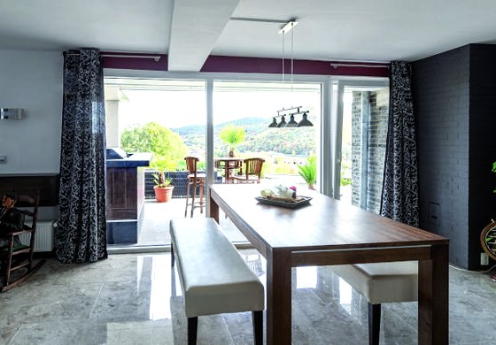 Living room with terrace apartment 1