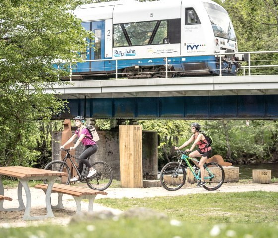 Station des RurUfer Radwegs in Zerkall, © Kreis Düren-Dennis Stratmann