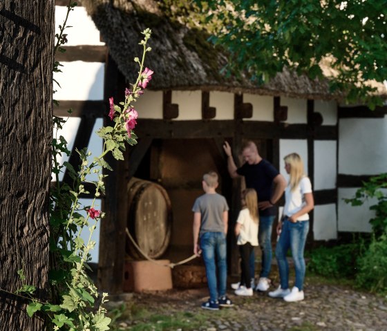 Familie im Freilichtmuseum Kommern, © Dr. Nils Nöll