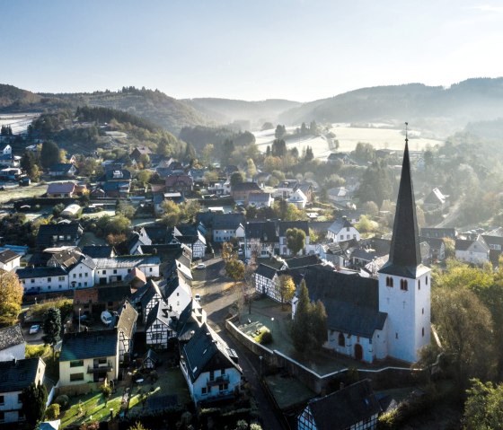 Blick auf Olef mit Frost, © Eifel Tourismus GmbH, D. Ketz