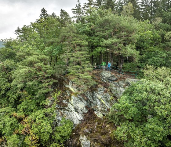 Die Perdsley - Ausblick hoch über den Felsen, © Eifel Tourismus GmbH, Dominik Ketz