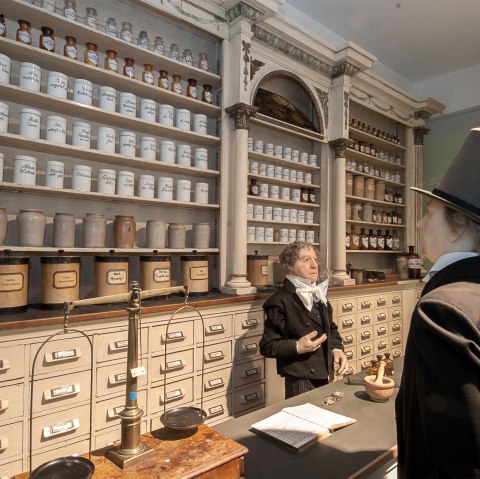 Ausstellungsraum Apotheke, © LVR-Freilichtmuseum Kommern