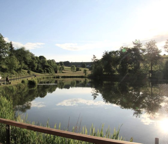 Der Angelweiher in Burbach ist idyllisch gelgen, © Angelverein Burbach