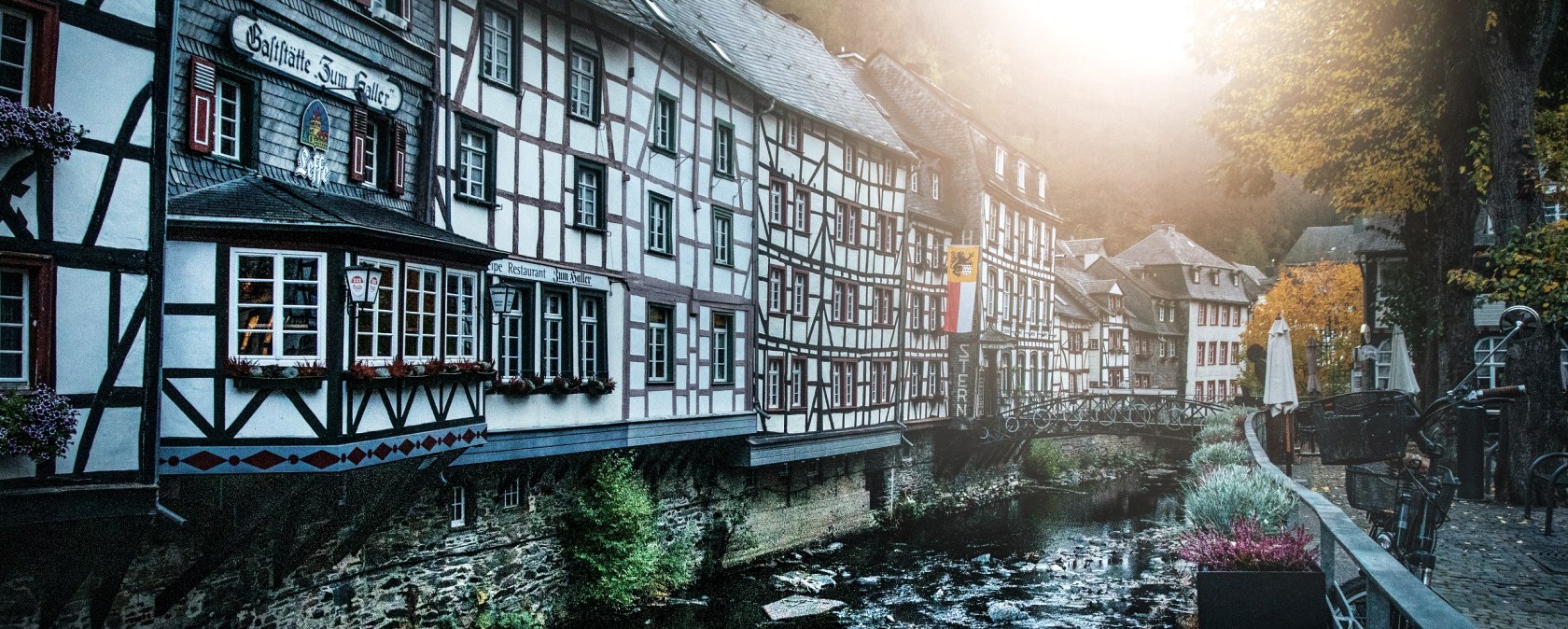 Fachwerkhäuser in Monschau an der Klosterroute, © Tourismus NRW e.V.