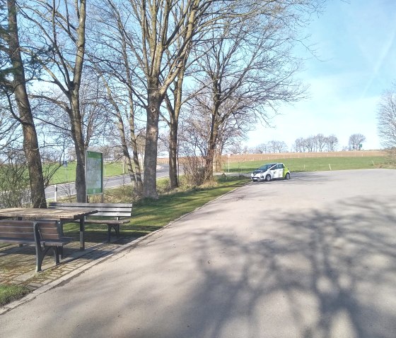 Wanderparkplatz Sowjetische Kriegsgräberstätte, © Rursee-Touristik GmbH