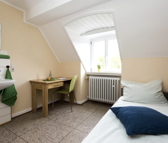 Single room example, © Nordeifel Tourismus GmbH & Jugendherberge Bad Münstereifel